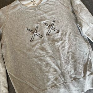 Kaws x Uniqlo grey sweater (barely worn)